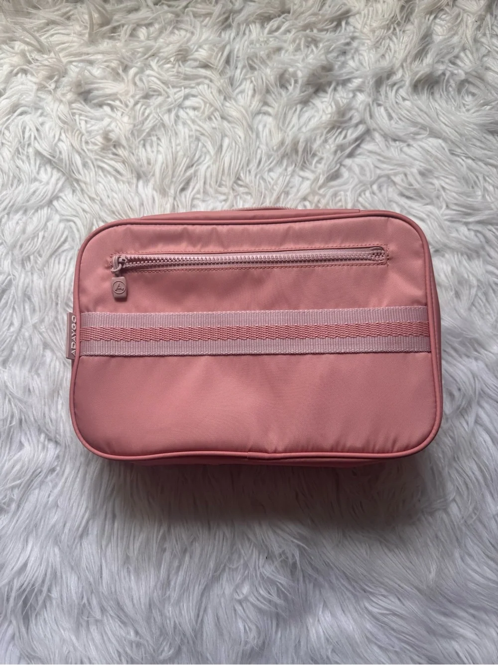 Adaygo travel bag
